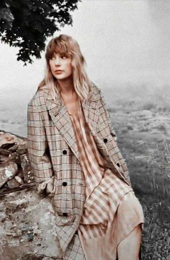 Taylor Swift Folklore Album Brown Plaid Wool Long Trench Coat folklore-taylor-swift-plaid-coat