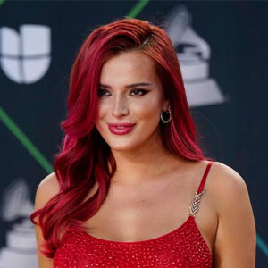 Bella Thorne Jackets (1)